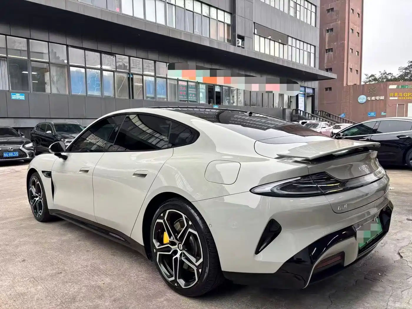 XIAOMI CAR XIAOMI SU7