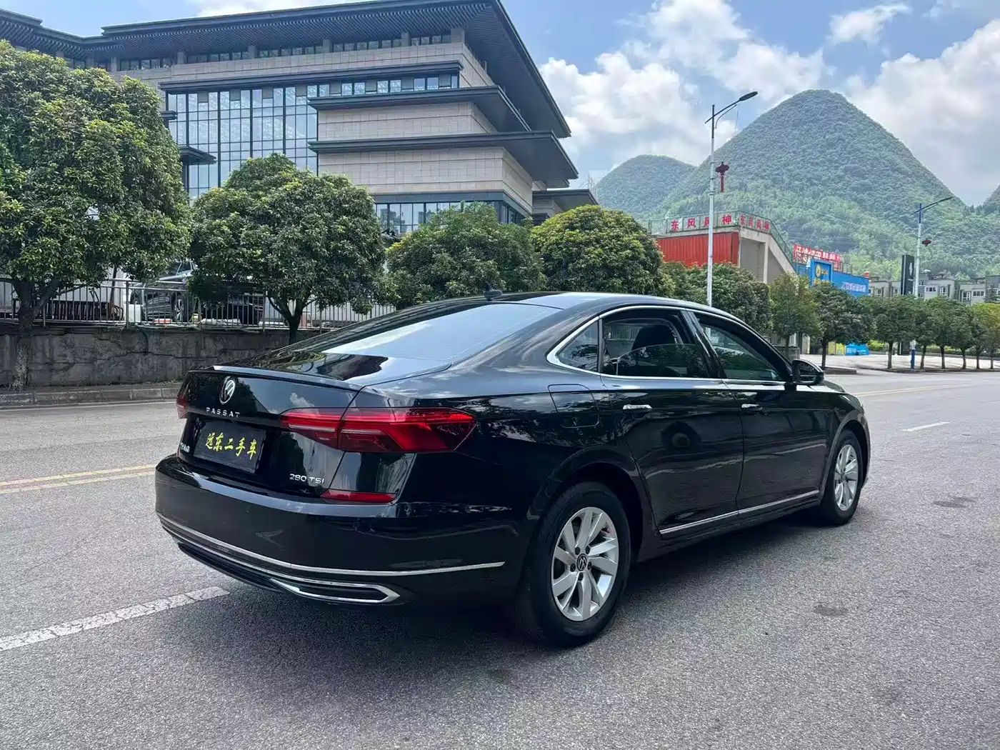 Volkswagen Passat 2021 Model 280TSI Business Edition фото 6
