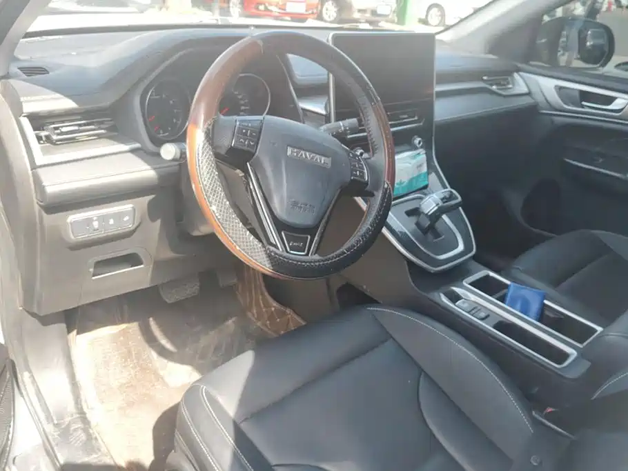 Haval M6 2024 2023 PLUS 1.5T DCT Luxury Smart Connect