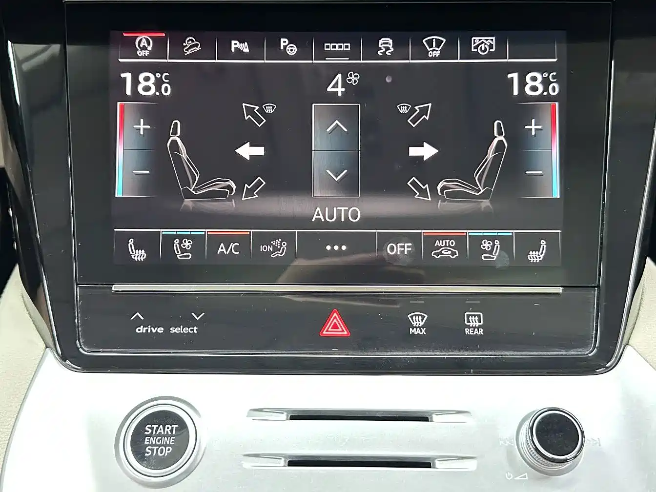 Audi Q6 2022 2023 45 TFSI quattro Uniform Cloud Yulin Package