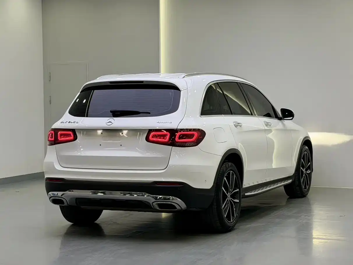 Mercedes-Benz GLC 2020 Facelift GLC 260 L 4MATIC Dynamic фото 6