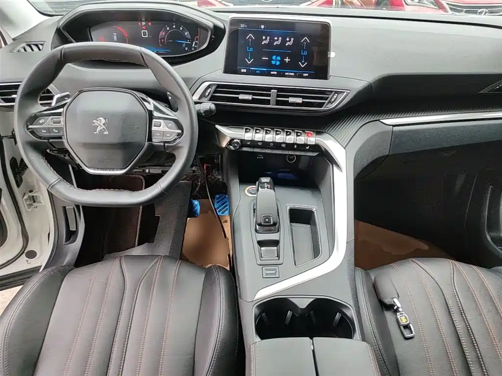 Peugeot 4008 2018 350THP Luxury фото 10