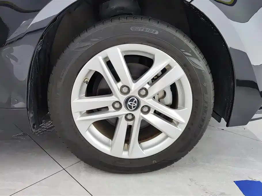 Toyota Levin 2022 Dual Engine 1.8H E-CVT Luxury Edition фото 6