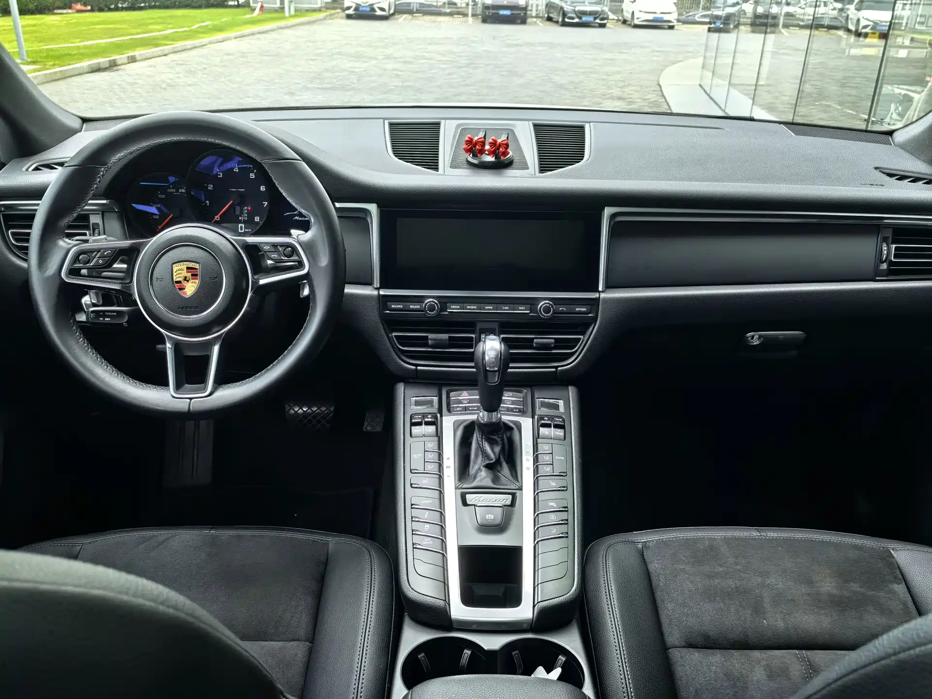 Фото 7 - Porsche Macan