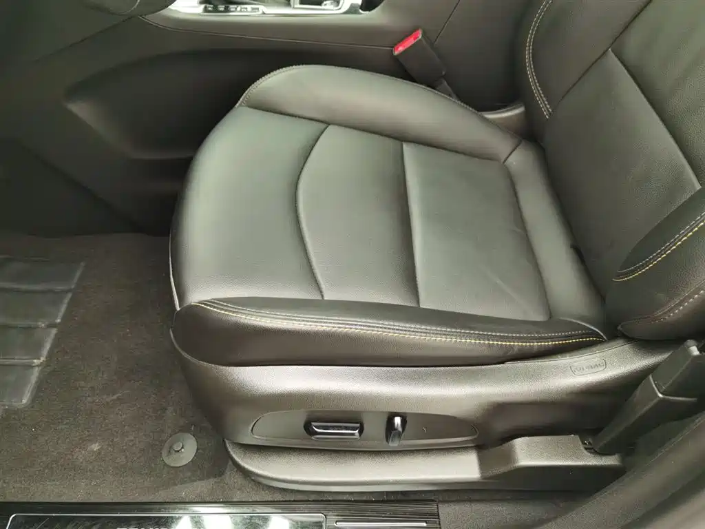 CHEVROLET EXPLORER