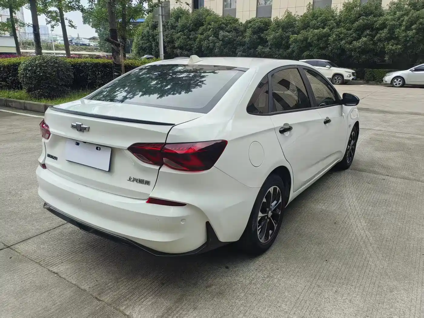 CHEVROLET CRUZE