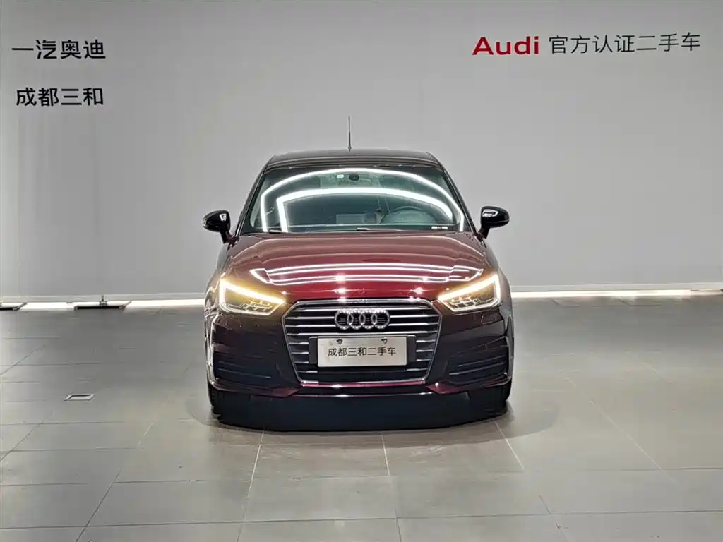 Audi A1 2016 30 TFSI Sportback Design Style Edition фото 2