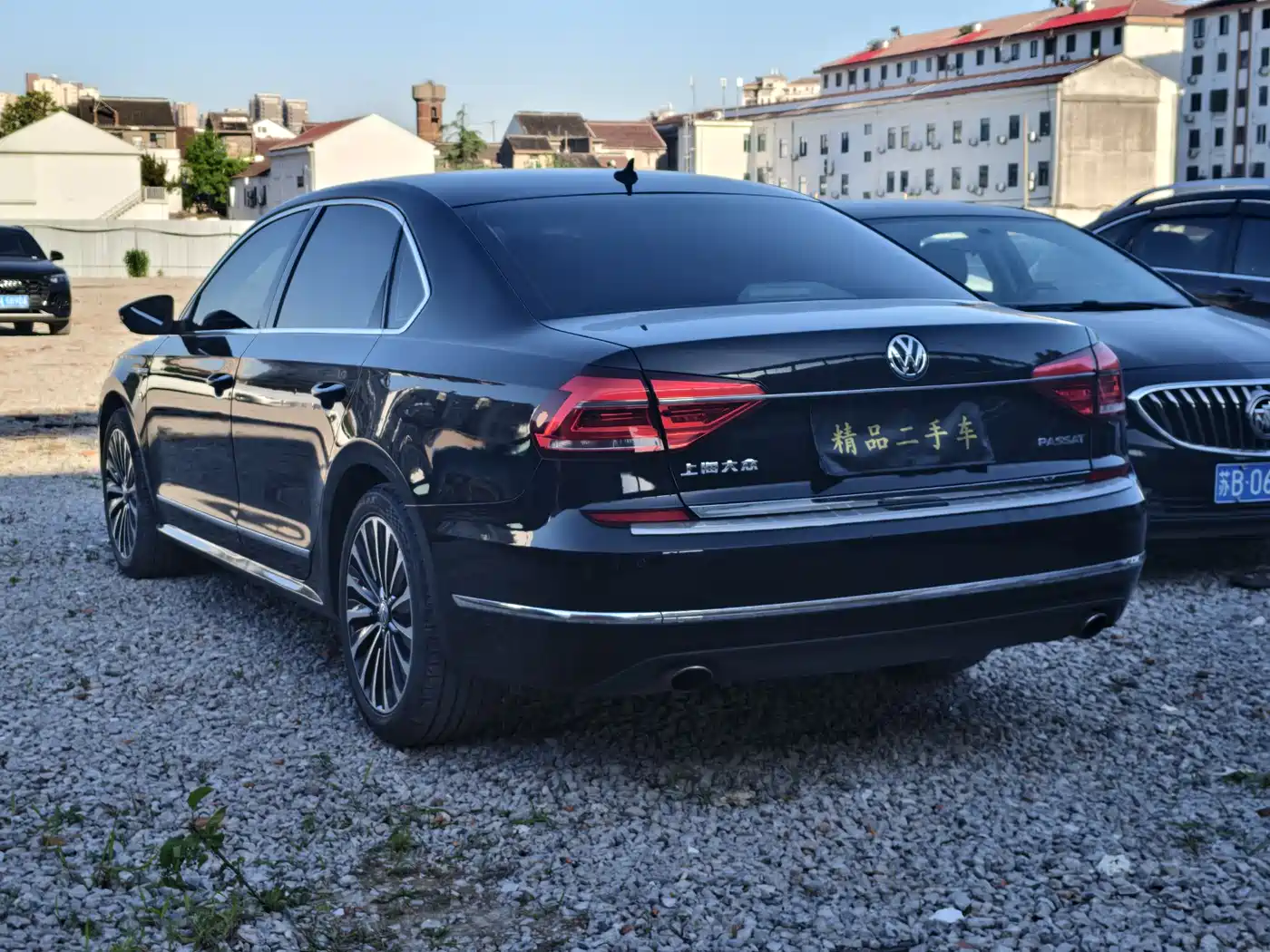 Volkswagen Passat 2016 330TSI DSG Honor Edition фото 12