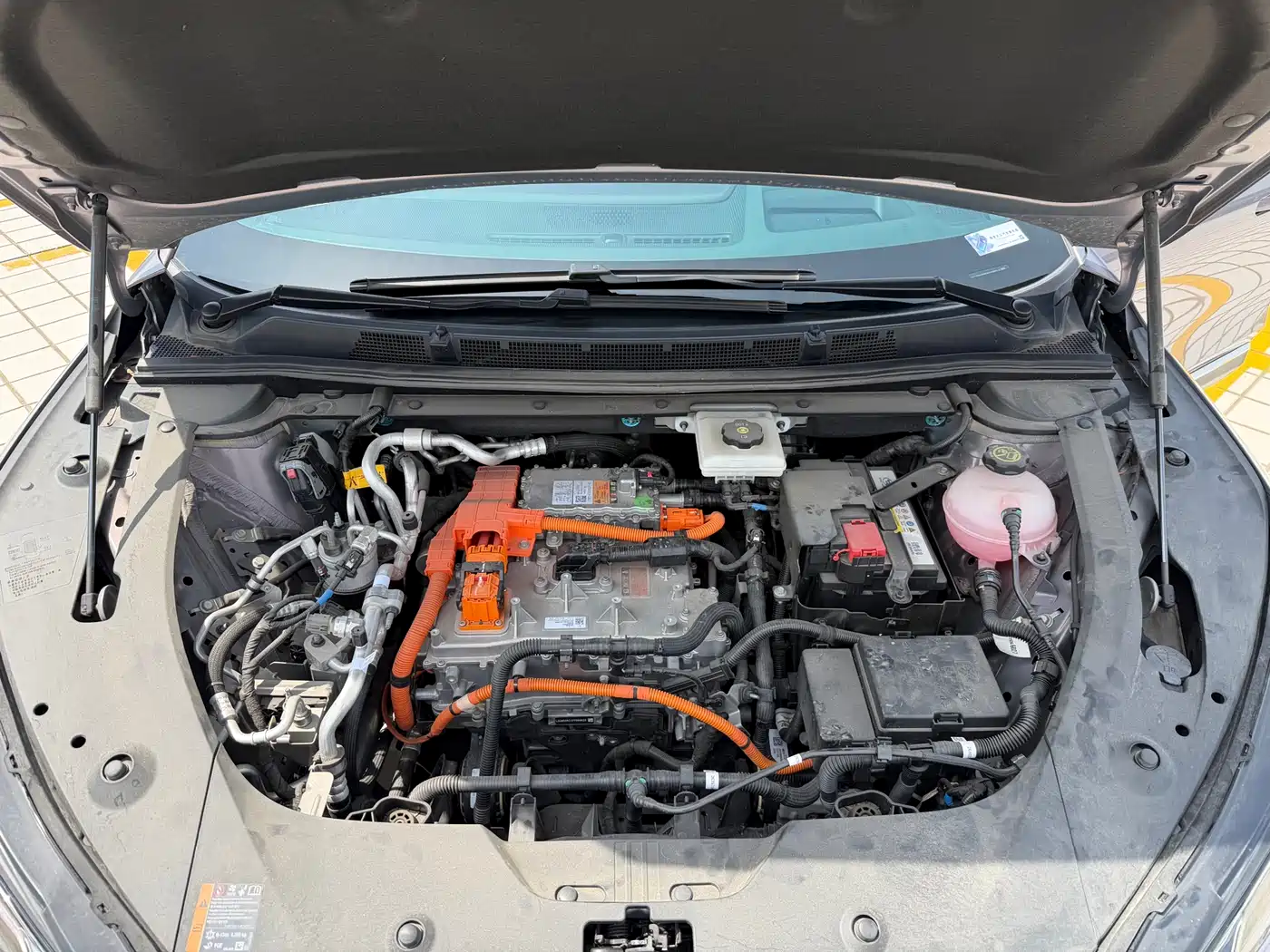 Buick E4 2023 Model Premium Edition фото 36
