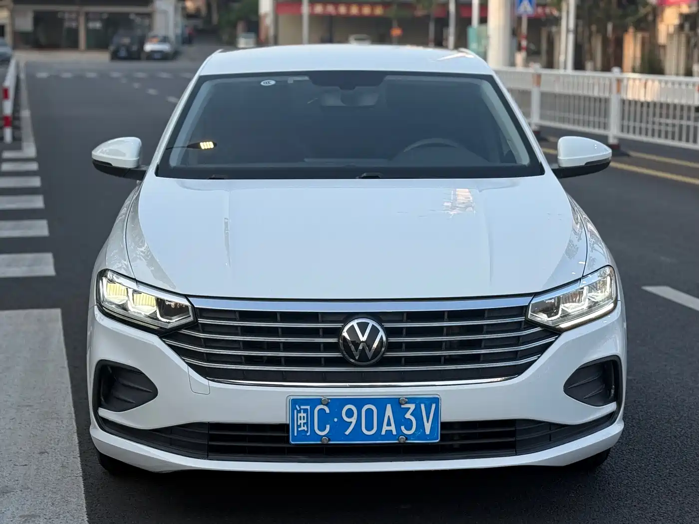 Volkswagen Lavida 2023 Facelift 1.5L Auto Comfort Edition фото 2