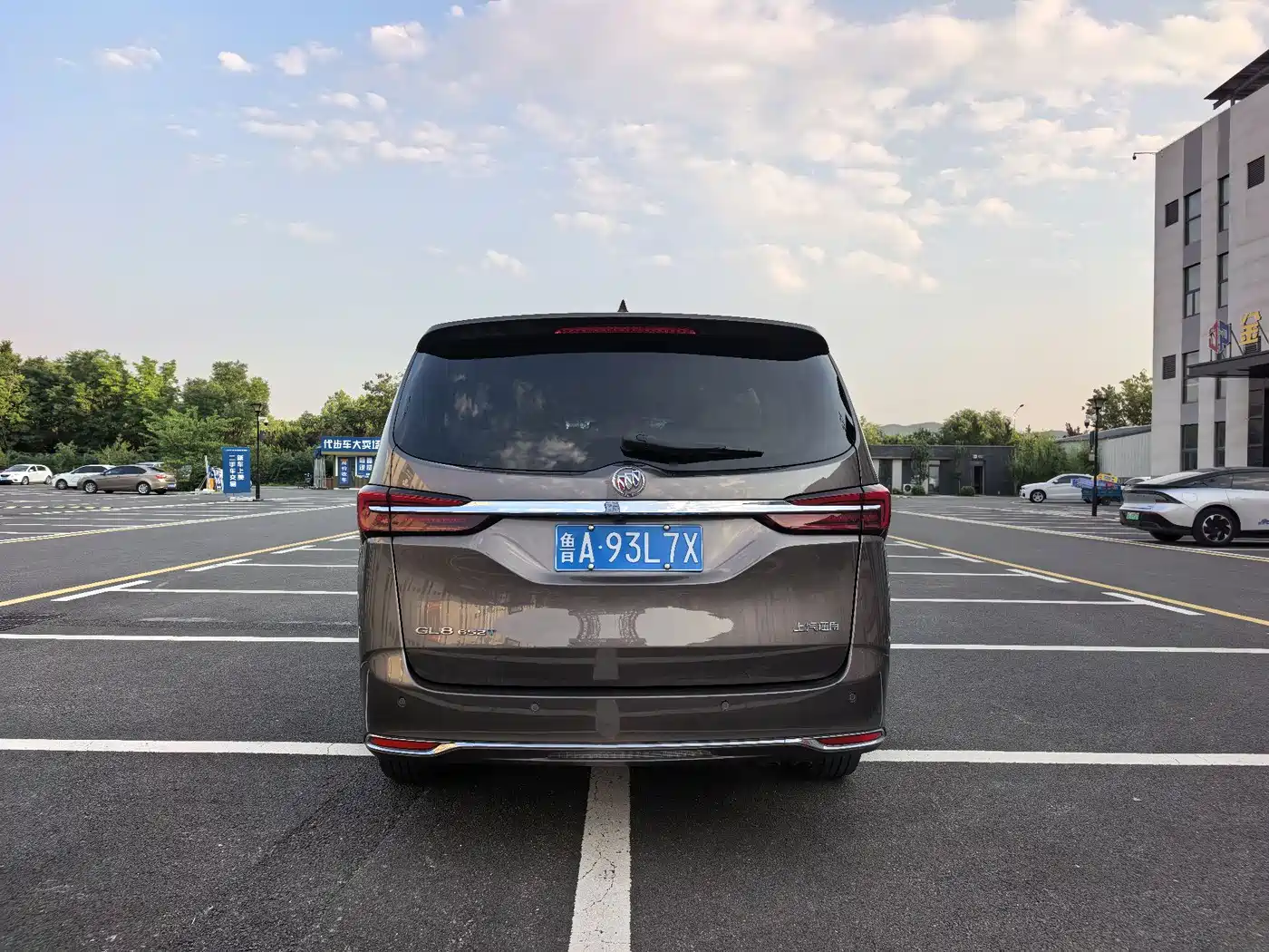 BUICK GL8