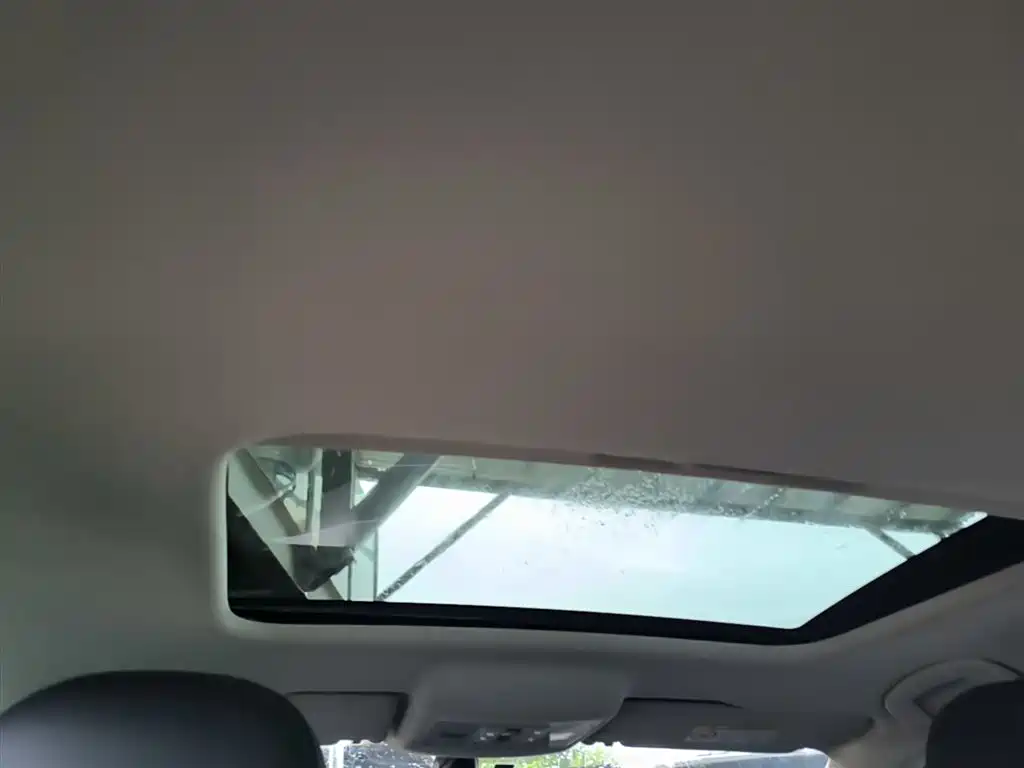Volkswagen Lavida 2022 1.5L Auto Comfort Edition фото 18
