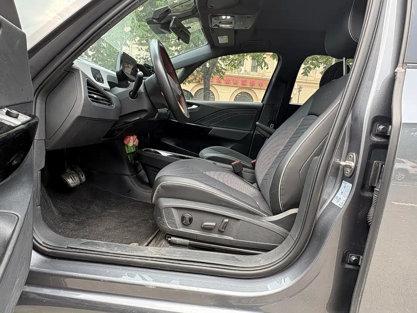 Volkswagen ID.3 2023 Upgraded Pure Intelligence Edition фото 12