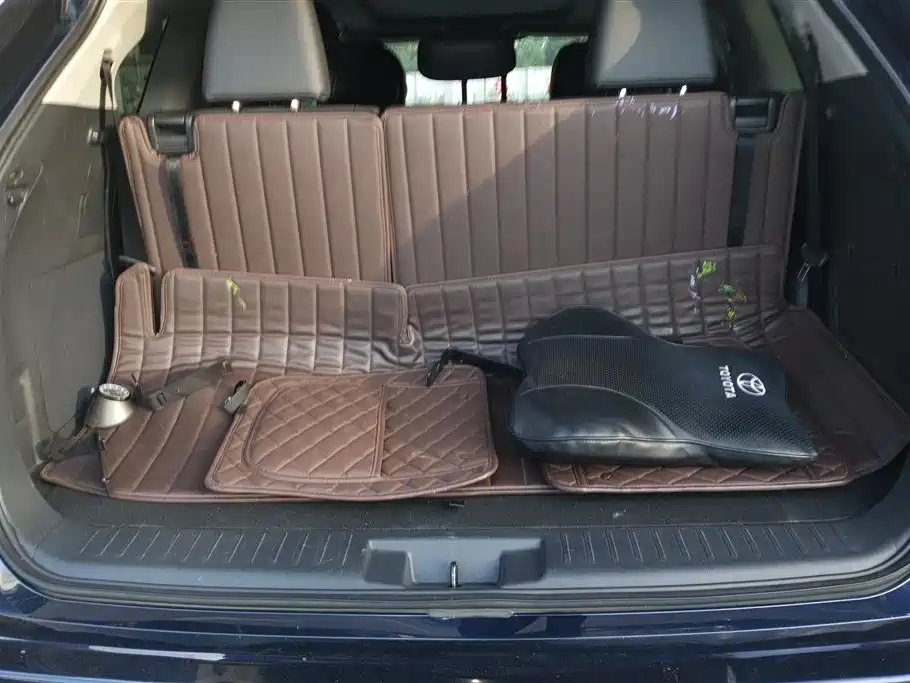 Toyota Highlander 2022 Dual Engine 2.5L 4WD Supreme Edition 7-Seater фото 4