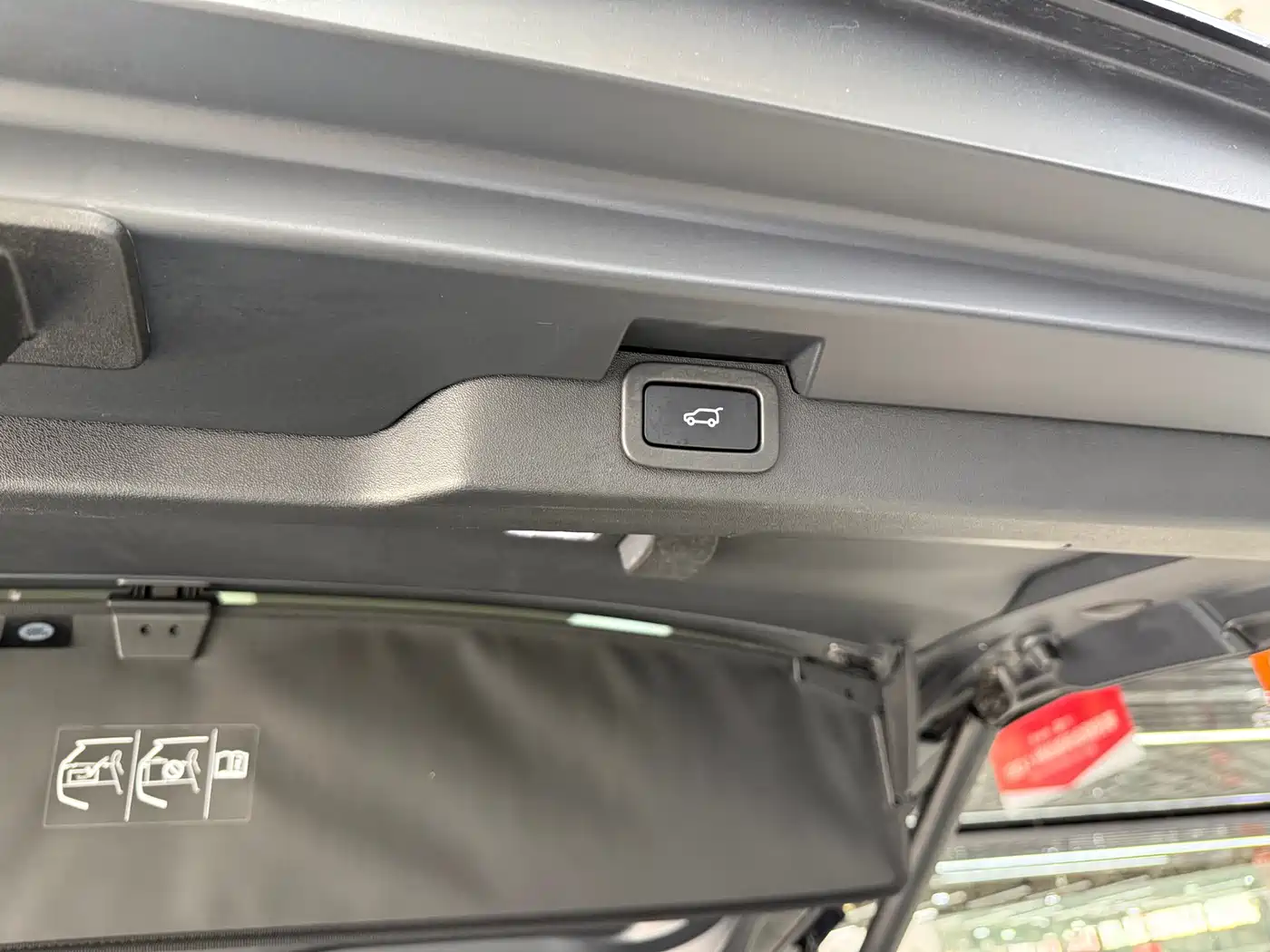Land Rover Discovery 2020 3.0 SC V6 30th Anniversary Special Edition фото 21