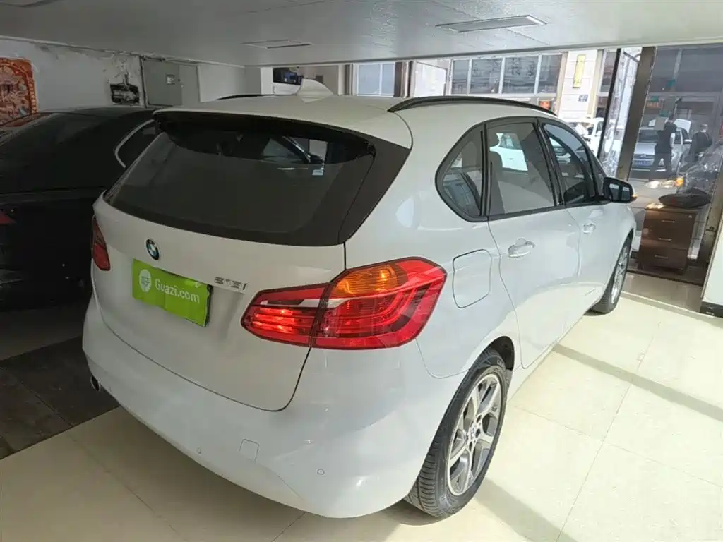 BMW 2 Series Tourer (Import) 2015 218i Leading Type фото 7