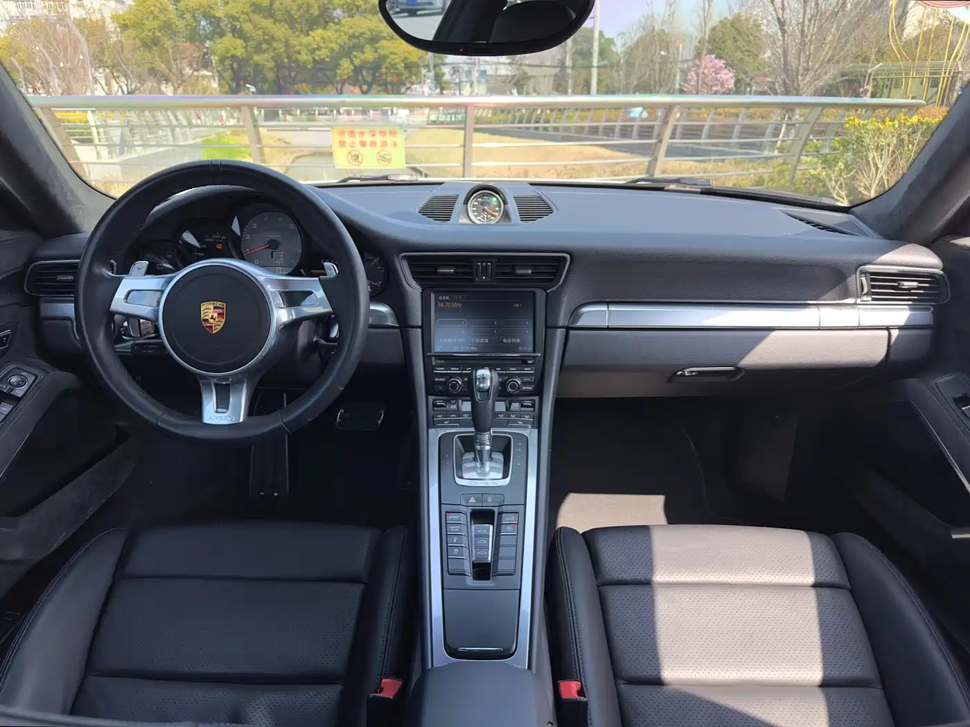 Porsche 911 2012 Carrera S 3.8L фото 16