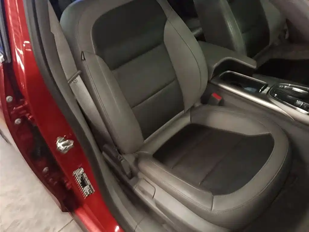 Chevrolet Malibu 2013 2.0L Automatic Luxury Edition фото 25
