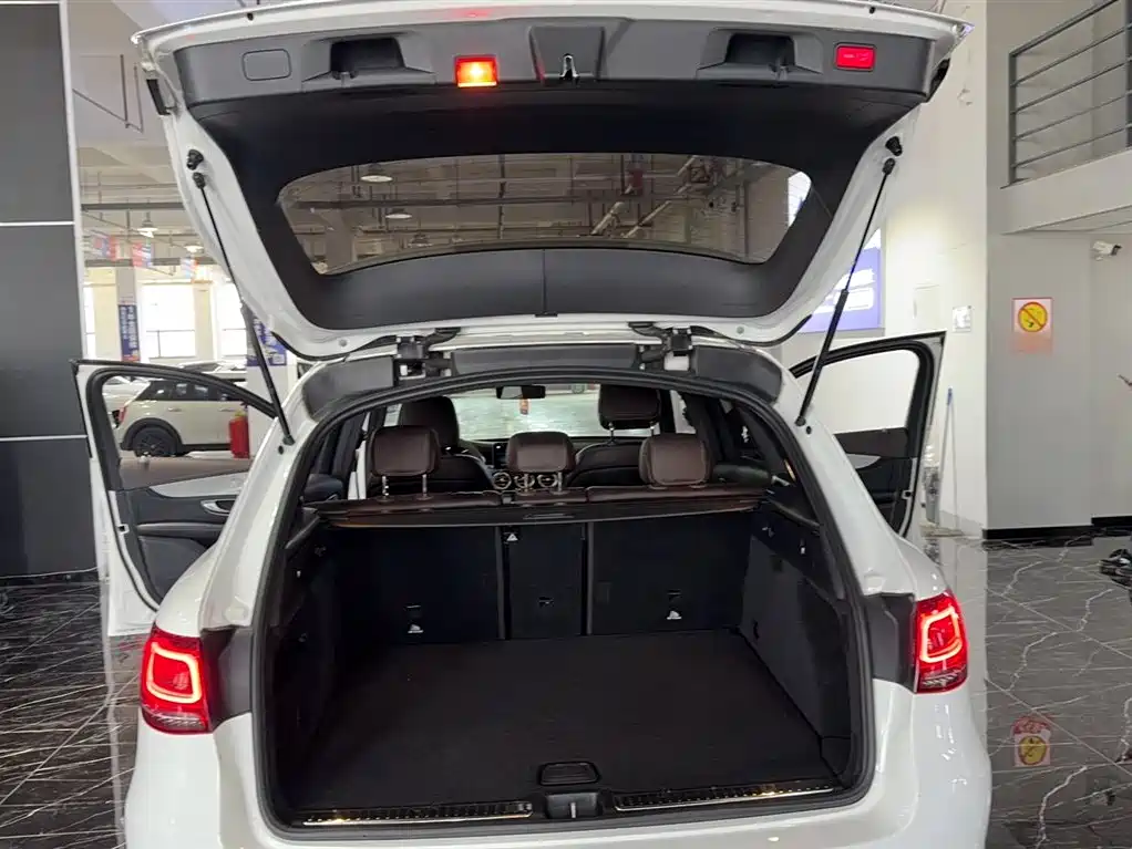 Mercedes-Benz GLC 2020 GLC 260 L 4MATIC Dynamic фото 17