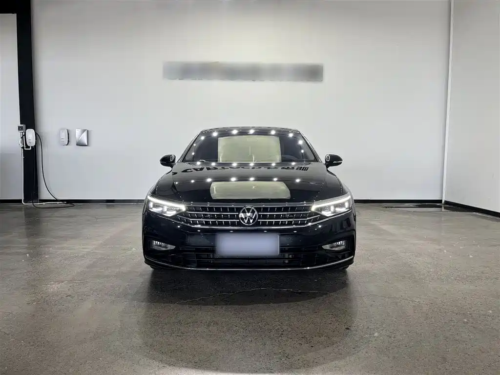 Volkswagen Magotan 2023 Model 2 Million Commemorative Edition 380TSI DSG Flagship фото 7