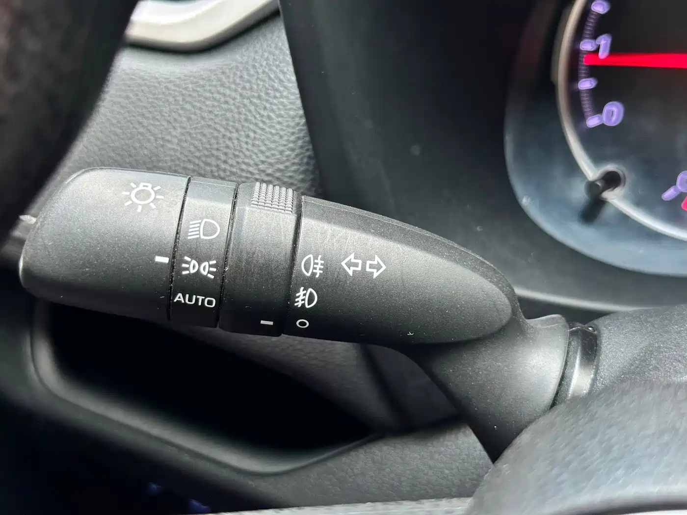 Toyota Wildlander 2020 2020 2.0L CVT 2WD Luxury Edition