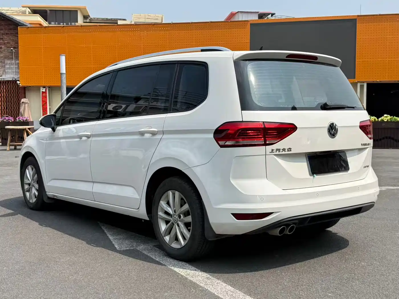 Volkswagen Touran 2018 Touran L 280TSI DSG Comfort 7-seater China V фото 10