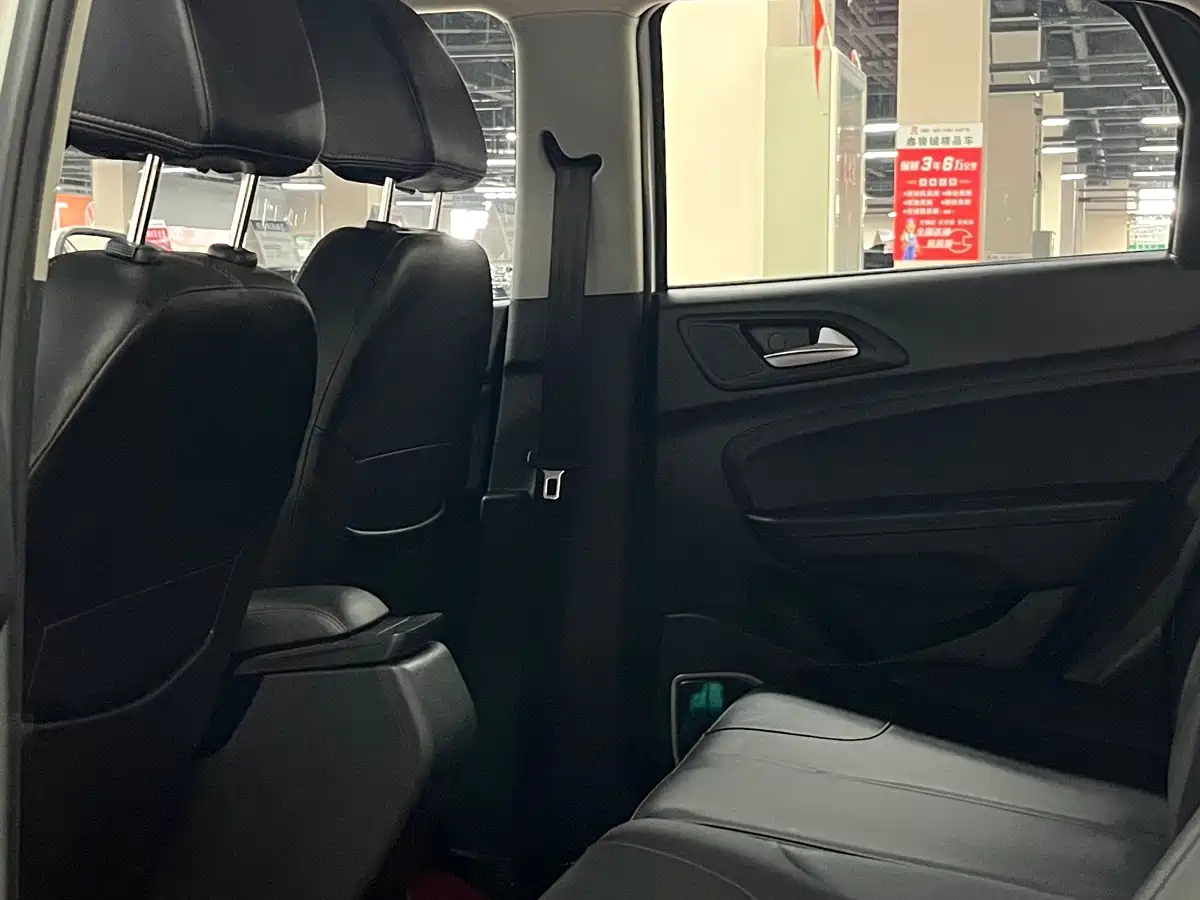 Zhonghua V3 2018 2017 1.5L Manual Comfort