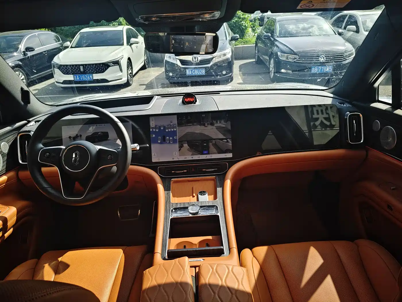 AITO Wenjie AITO M9 2025 Extended Range Ultra 52kWh 6-Seater фото 8