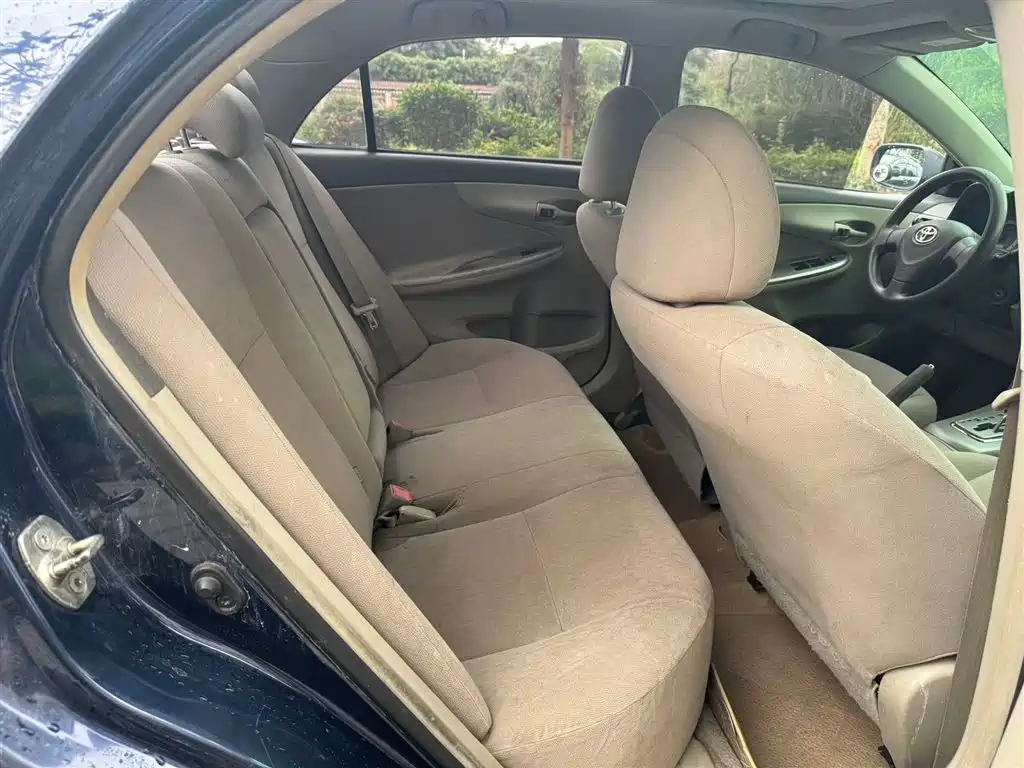 Toyota Corolla 2008 1.8L Automatic GL-i Sunroof Special Edition фото 10