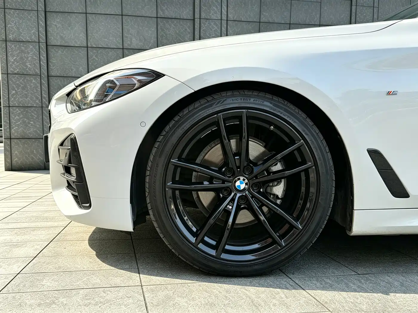 Photo 19 - BMW 4 Series
