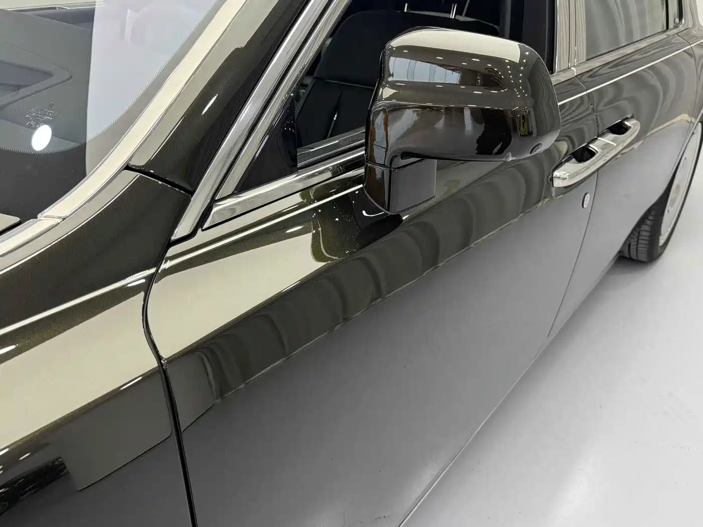 Rolls-Royce Phantom 2023 2018 6.7T Long Wheelbase Version