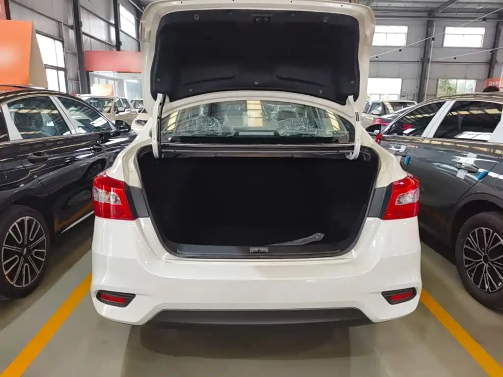 Nissan Sylphy 2026 2024 Facelift III Classic 1.6XE CVT Comfort Edition