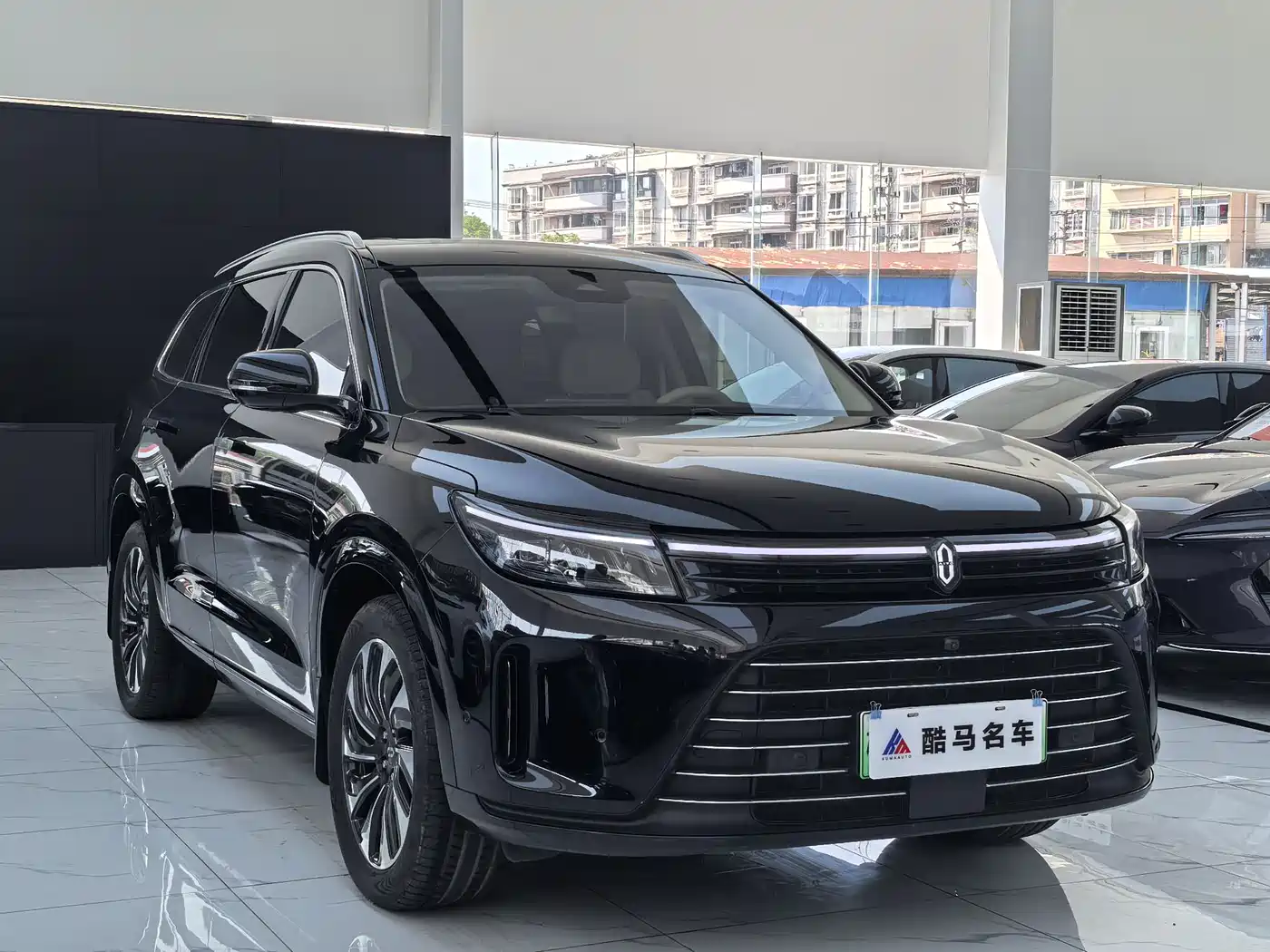 AITO Wenjie AITO M7 2024 1.5T RWD Plus 5-Seater фото 3