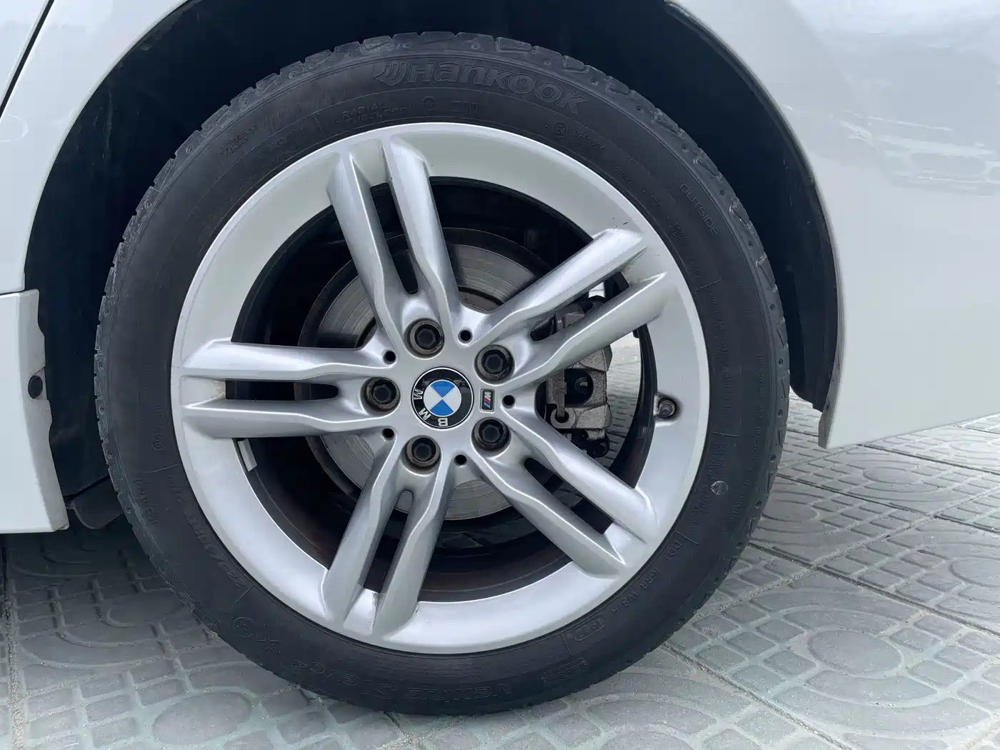 BMW 1 Series 2022 120i M Sport Shadow Edition фото 18