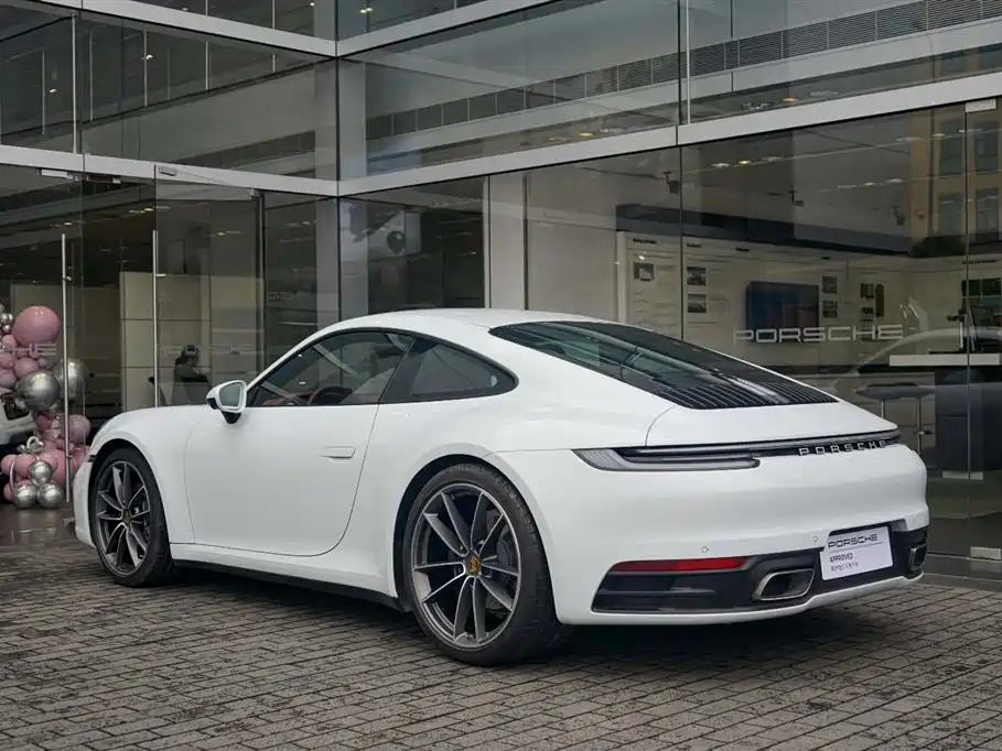 Porsche 911 2023 Carrera 3.0T фото 7