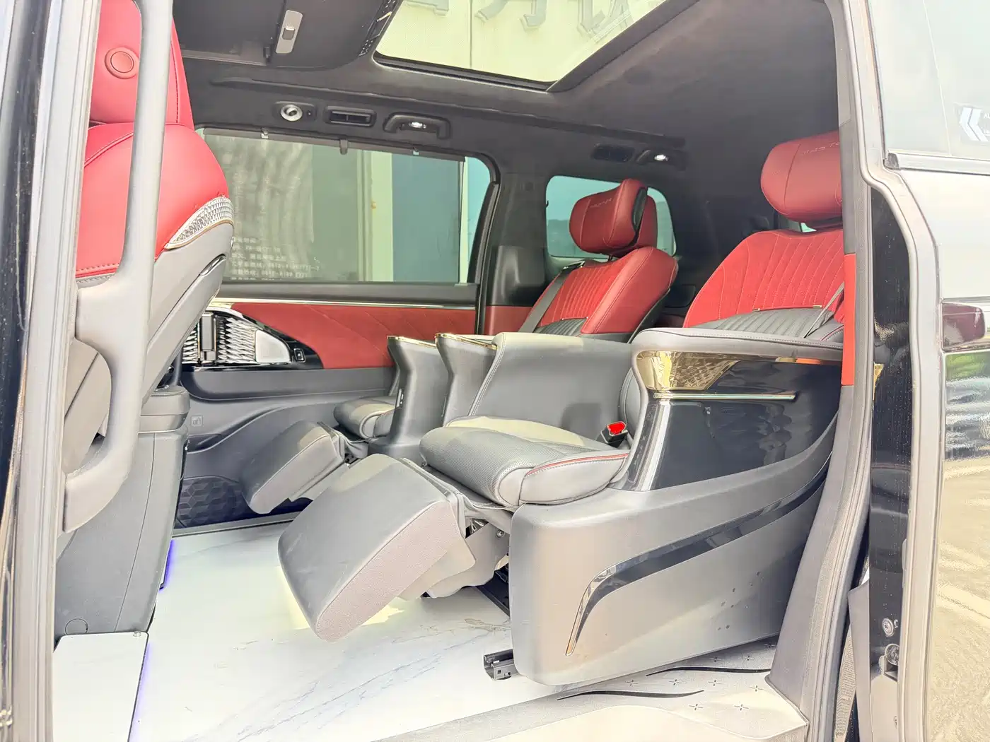GAC Trumpchi Trumpchi M8 2024 Model Grandmaster Series 400T Pioneer Edition фото 10