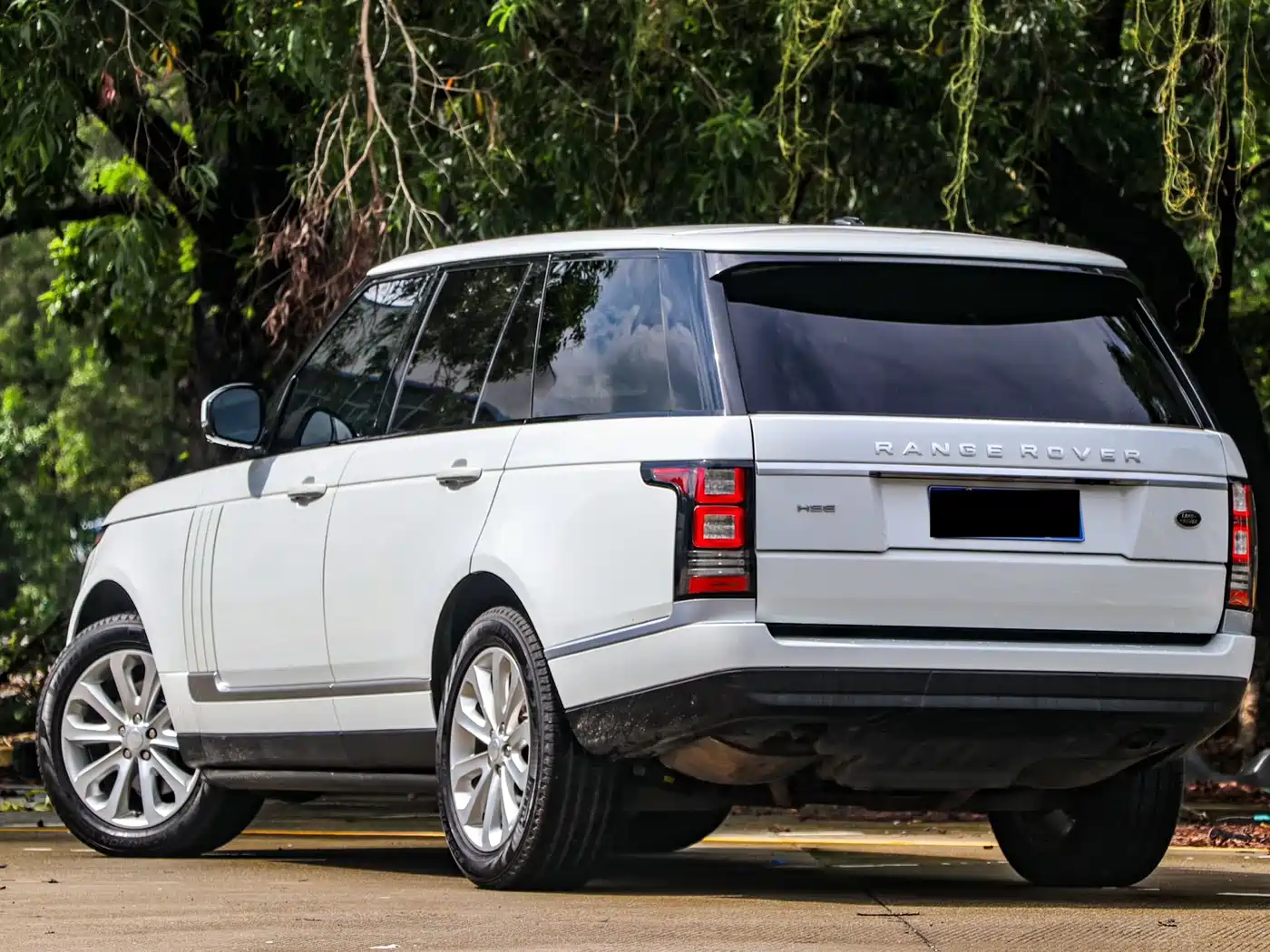 Land Rover Range Rover 2014 Facelift 3.0 SC V6 Vogue фото 17