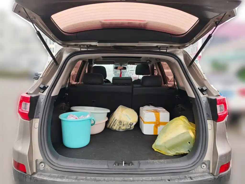 CHANGAN CS75