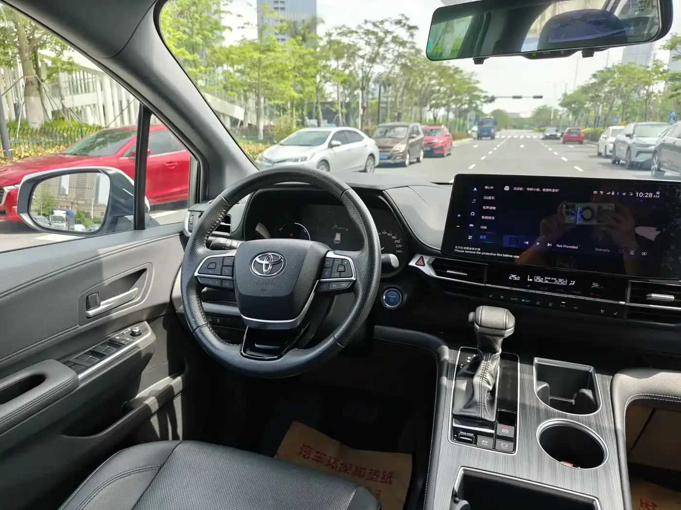 Toyota Sienna 2021 2.5L Hybrid Premium Edition фото 10