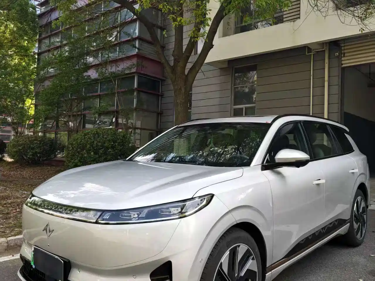 Dongfeng Yipai eπ008 2024 210Max Range Extender 6-Seater