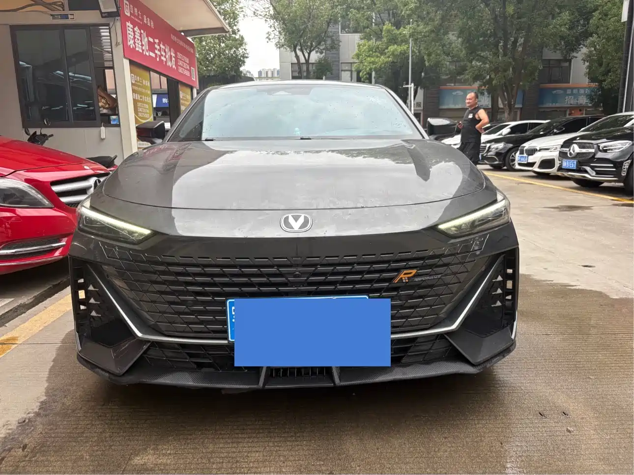CHANGAN UNI-V