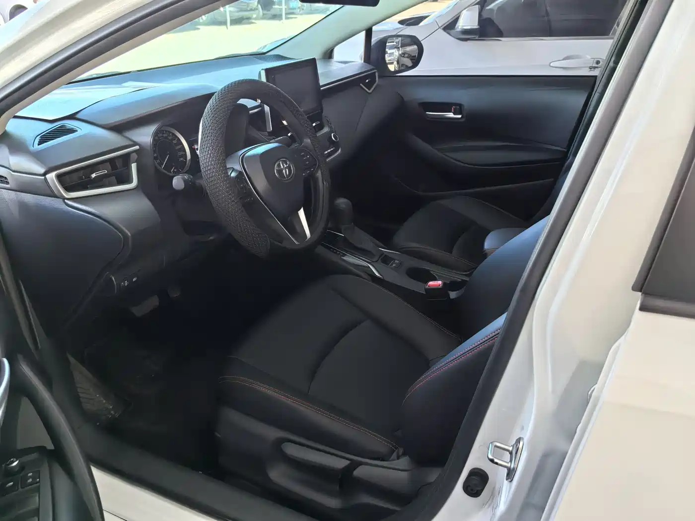 Toyota Corolla 2019 1.2T S-CVT GL-i Elite Edition фото 8