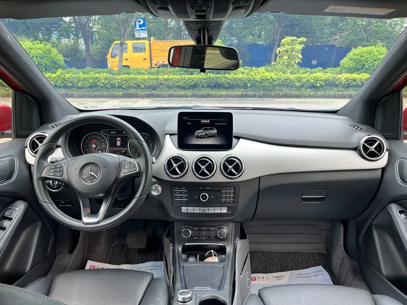 Mercedes-Benz B-Class 2017 B 200 Dynamic фото 15