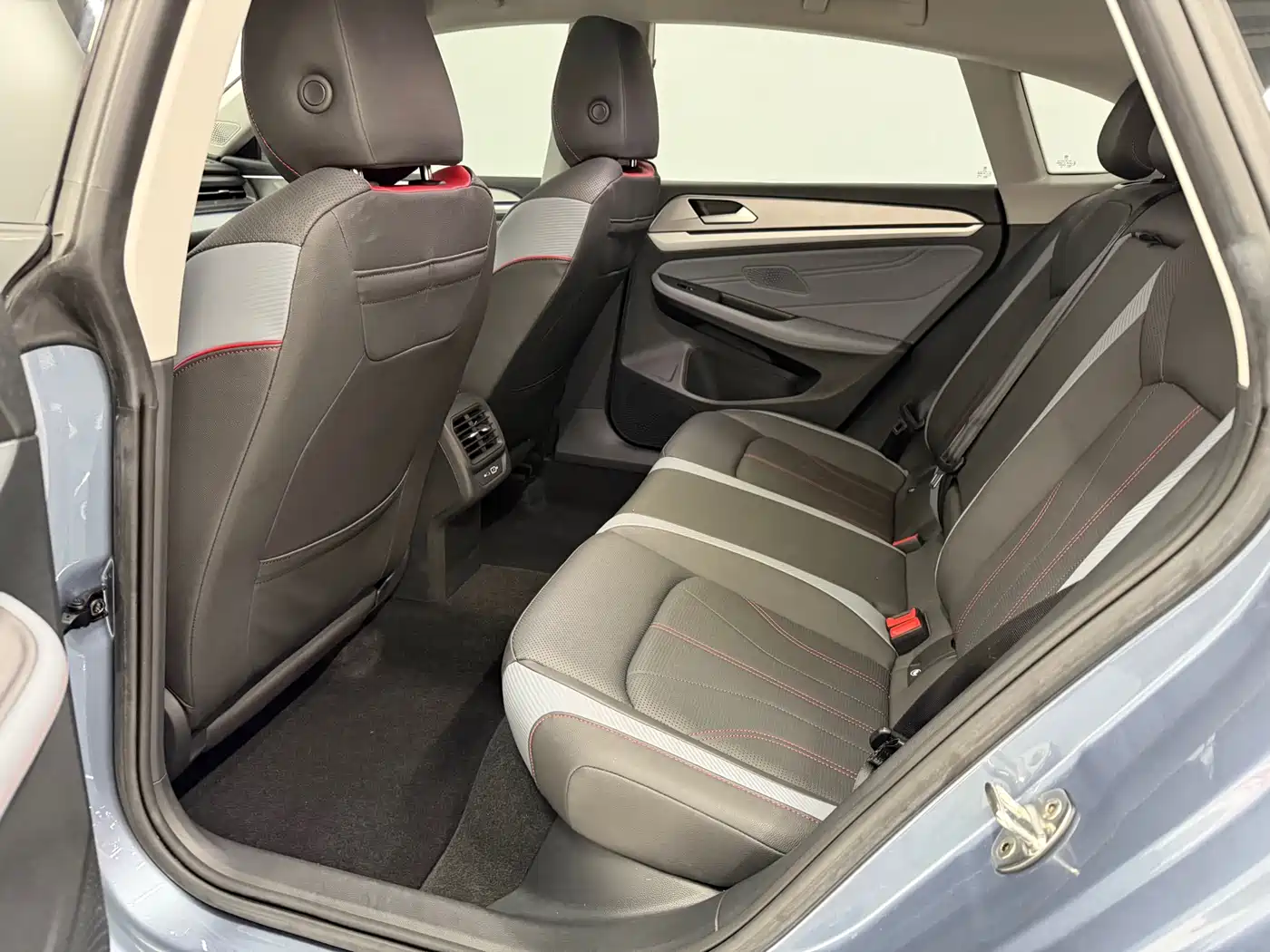 Volkswagen Lamando 2022 Lamando L 280TSI DSG Cool Edition фото 13