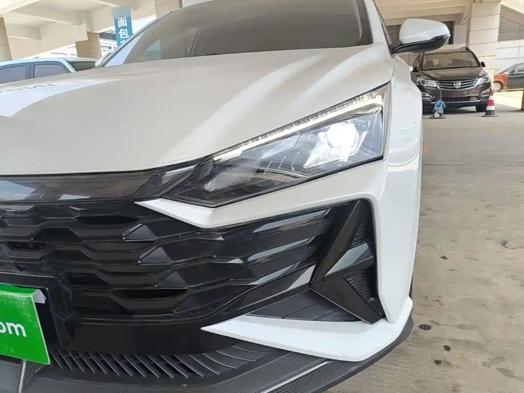 Dongfeng Aeolus Yixuan 2025 2025 1.5L Auto Luxury