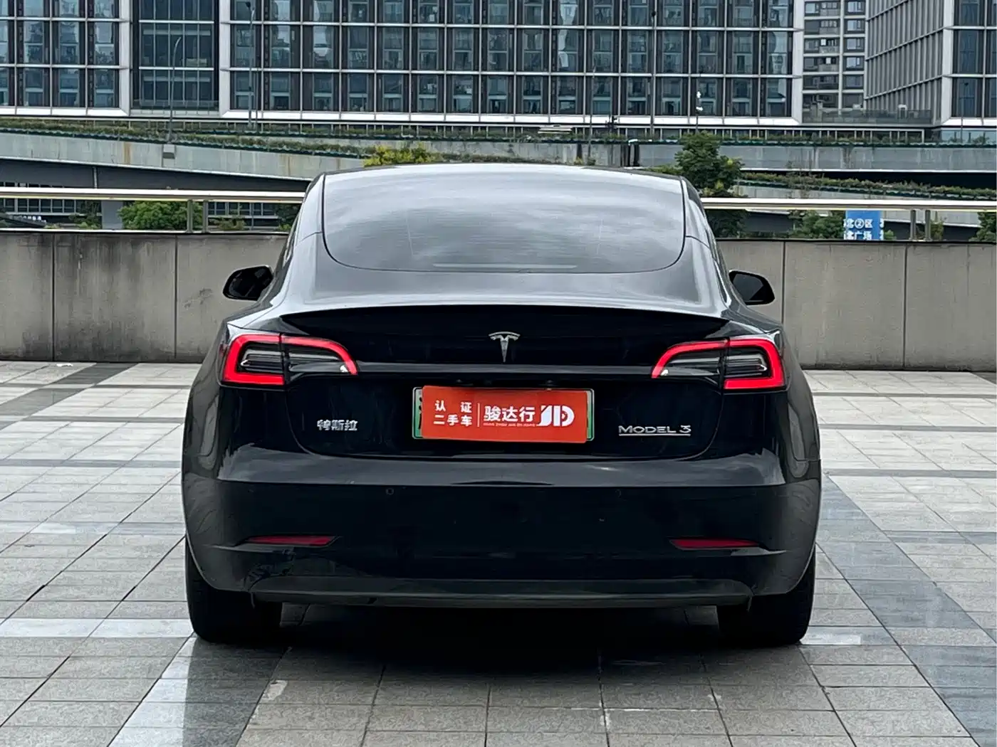 Фото 5 - Tesla Model 3
