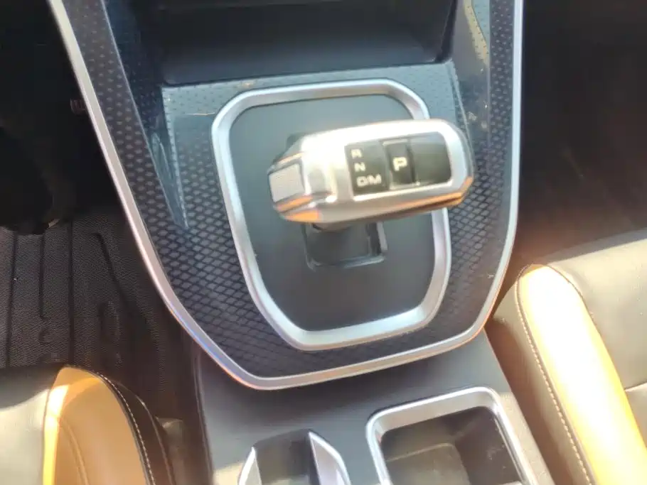 Фото 16 - Haval M6