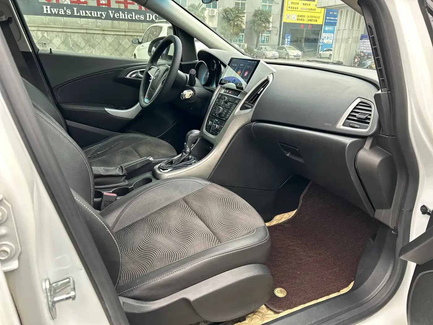 Buick Excelle 2013 Model XT 1.6L Automatic Comfort фото 20
