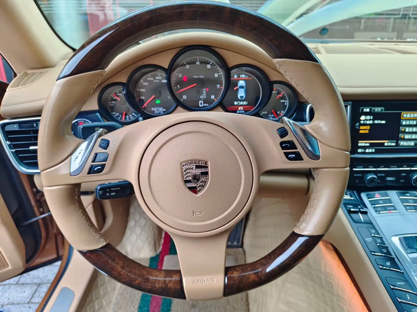 Porsche Panamera 2010 Panamera 4 3.6L фото 10