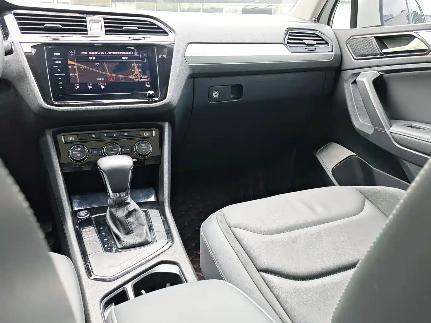 Volkswagen Tiguan L 2018 330TSI Automatic 2WD Flagship Edition фото 14